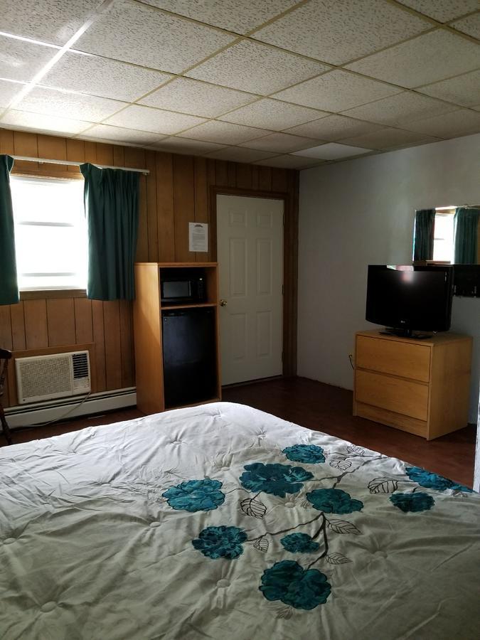 Pittsfield Motor Inn Buitenkant foto