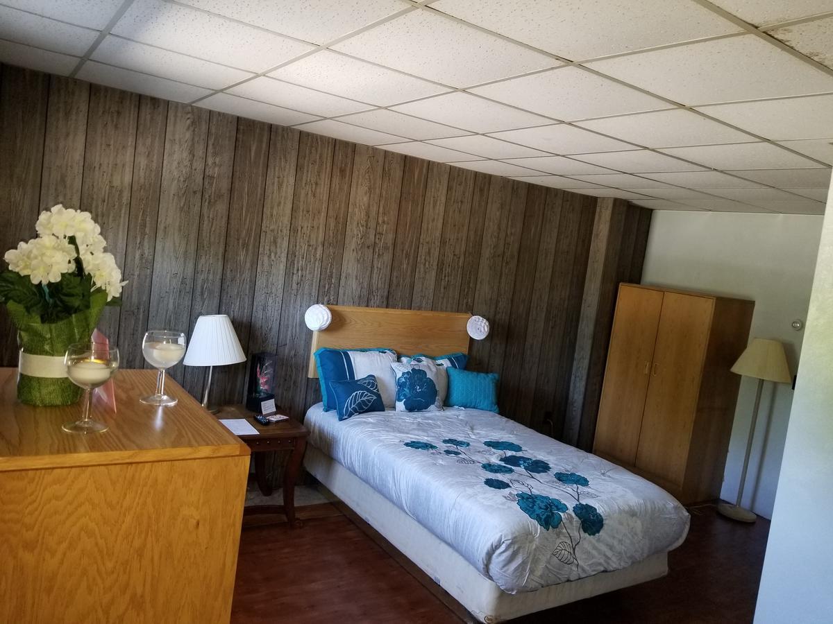 Pittsfield Motor Inn Buitenkant foto