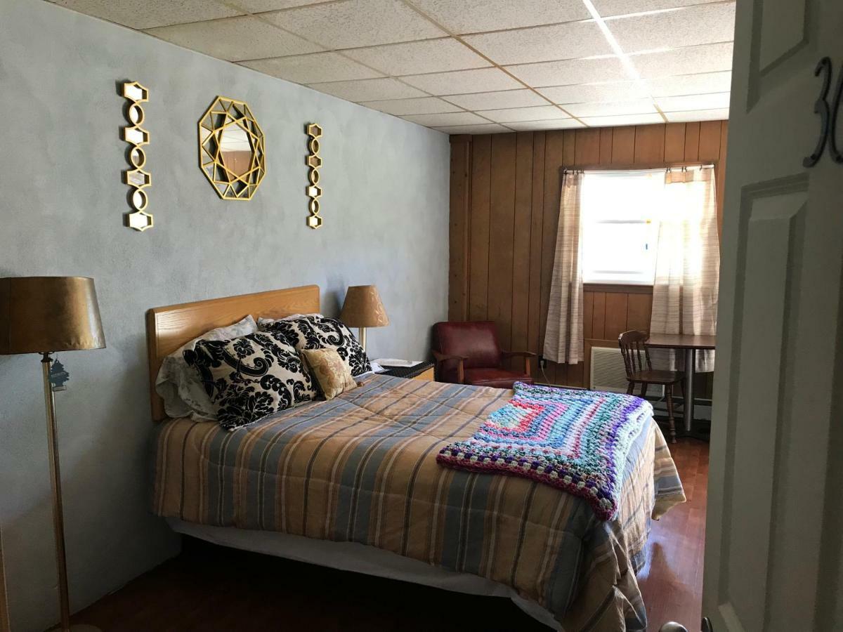 Pittsfield Motor Inn Buitenkant foto